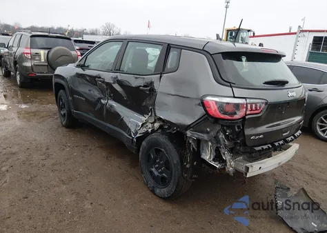 2018 Jeep Compass Sport 4X4 z USA, uszkodzony, nr VIN 3C4NJDAB5JT185418